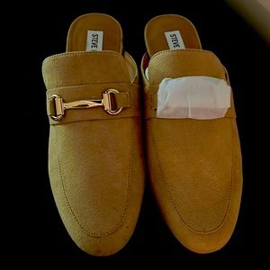 New Steve Madden suede mules size 8